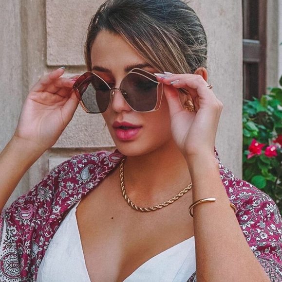 💯New Original The Chloe CH0024S is a perfect choice of Sunglasses